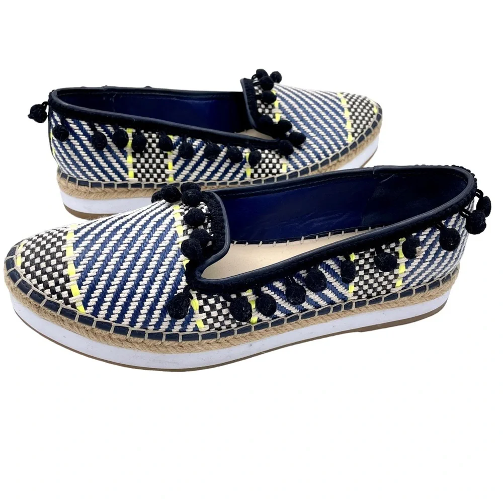 Sondra‎ Roberts Ellie Blue Black Woven Pom Pom Platform Espadrille in Size 10
